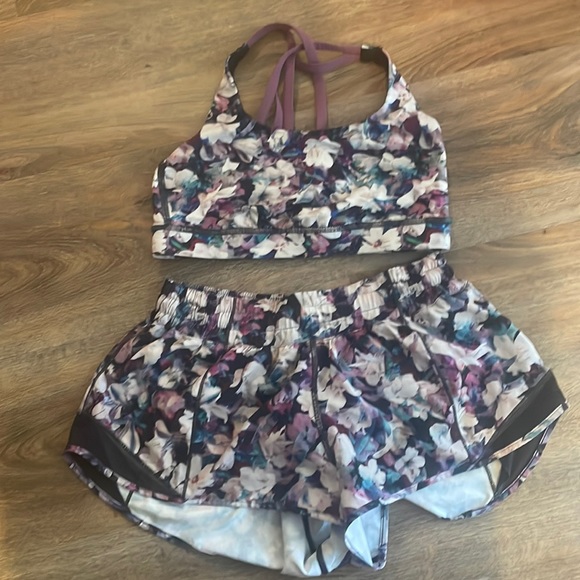 lululemon athletica Pants - Lululemon floral Hotty Hot shorts and sports bra set